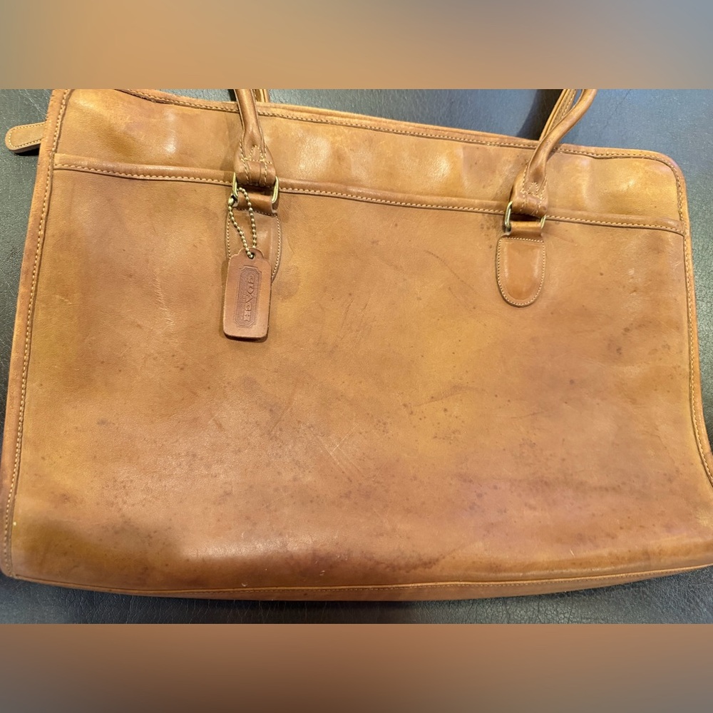 Vintage Coach British Tan Leather Tote - Picture 3 of 14